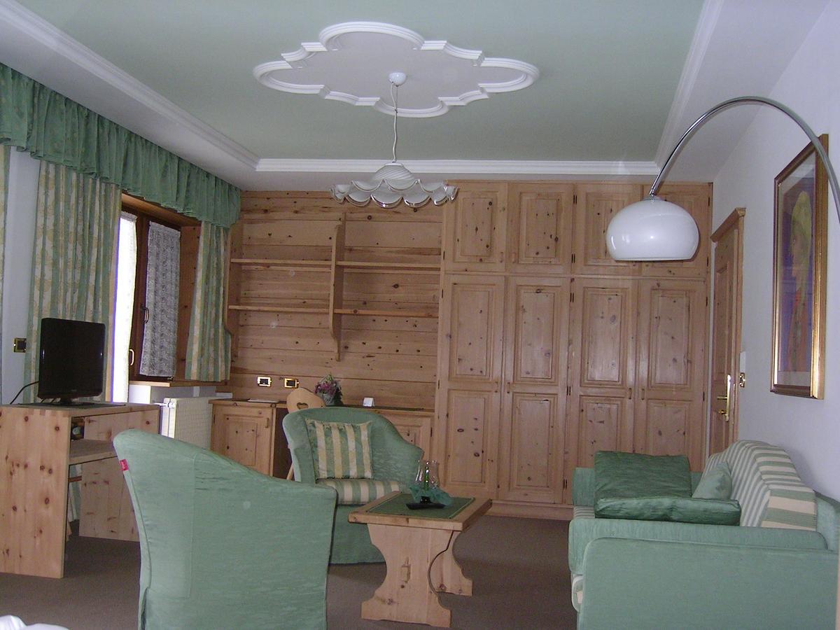 Hotel Garni Royal Arabba Exterior foto