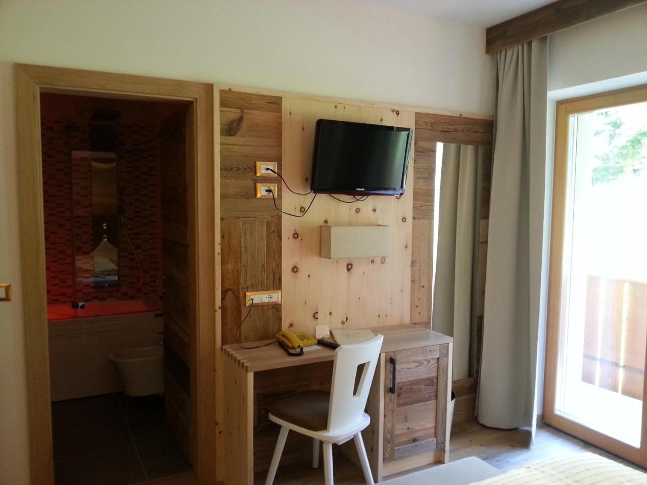 Hotel Garni Royal Arabba Exterior foto